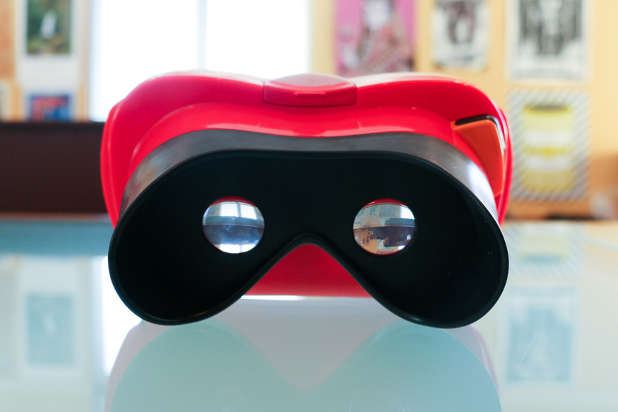 view-master smartphone virtual reality headset